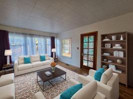 featured image of 1764 Se Douglas Ave