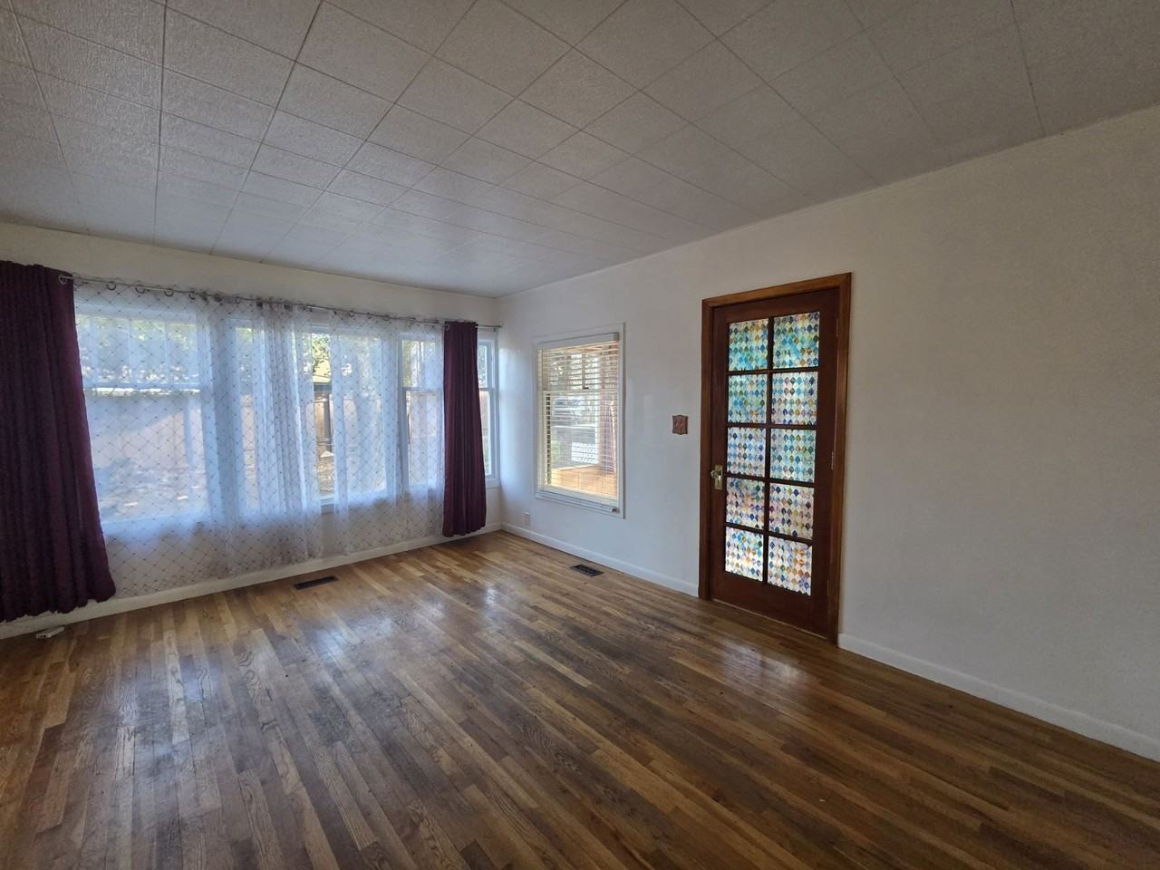 1764 Se Douglas Ave - Photo 3 of 20