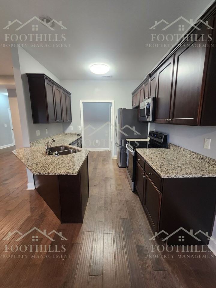 1413 Dunn Rd #A - Photo 6 of 28