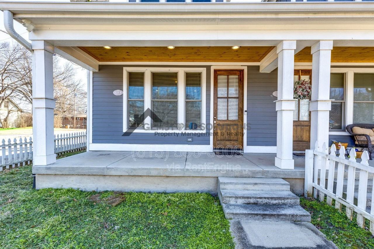 628 Shelby Ave #B - Photo 3 of 38