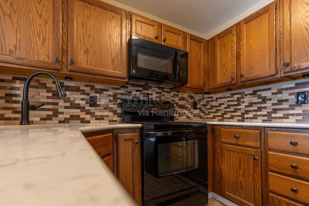 85 N Main St #115 - Photo 6 of 18