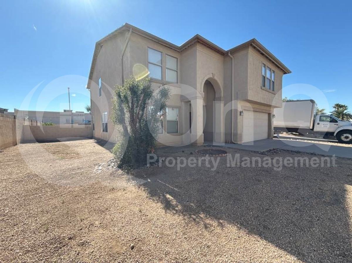 1869 W Bothell Way - Photo 2 of 25