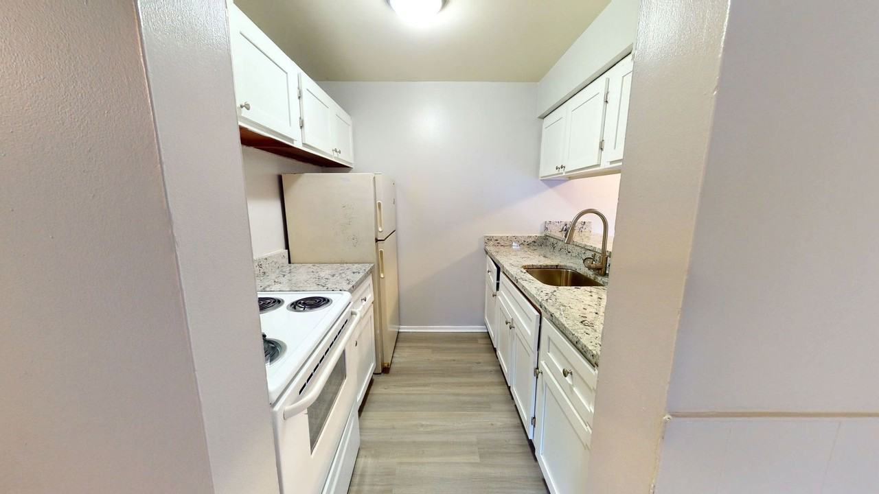 2971 Deckebach Ave #12 - Photo 4 of 10