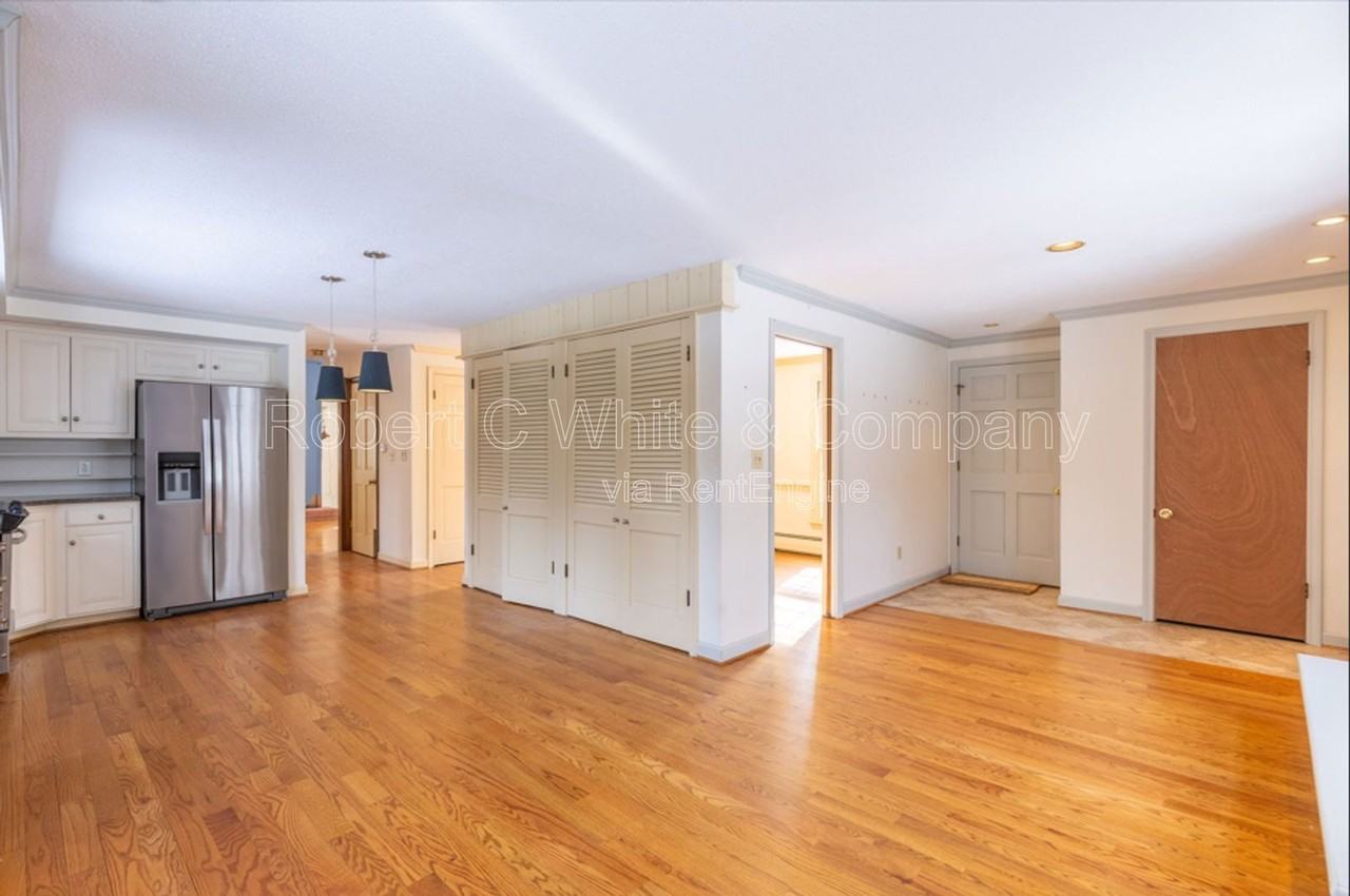 57 Ellise Rd - Photo 5 of 27