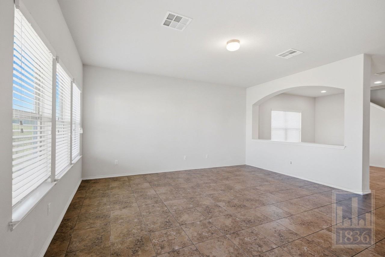 720 Coltrane Dr - Photo 6 of 50