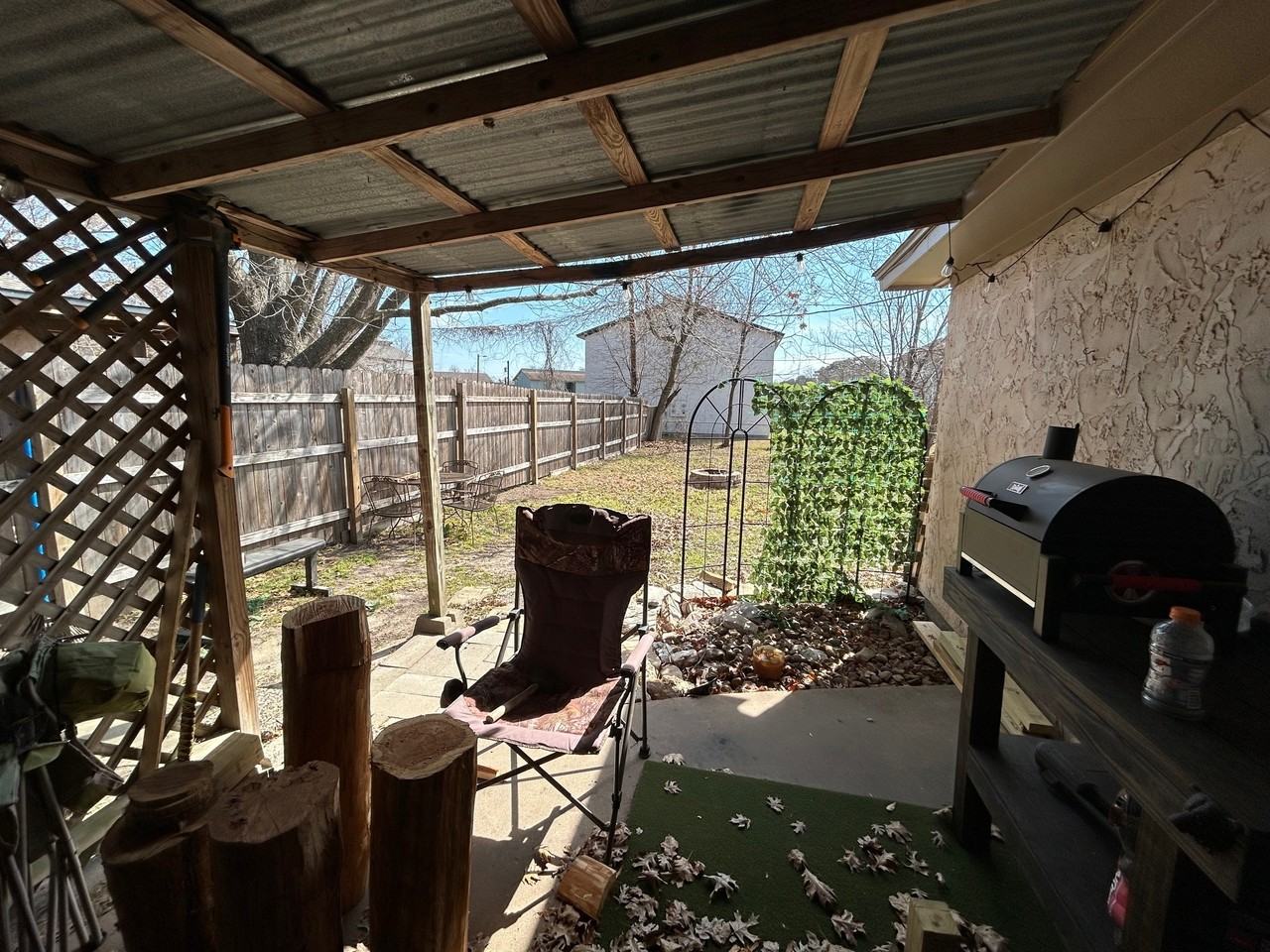 1504 Pine Ridge Dr #A - Photo 4 of 15