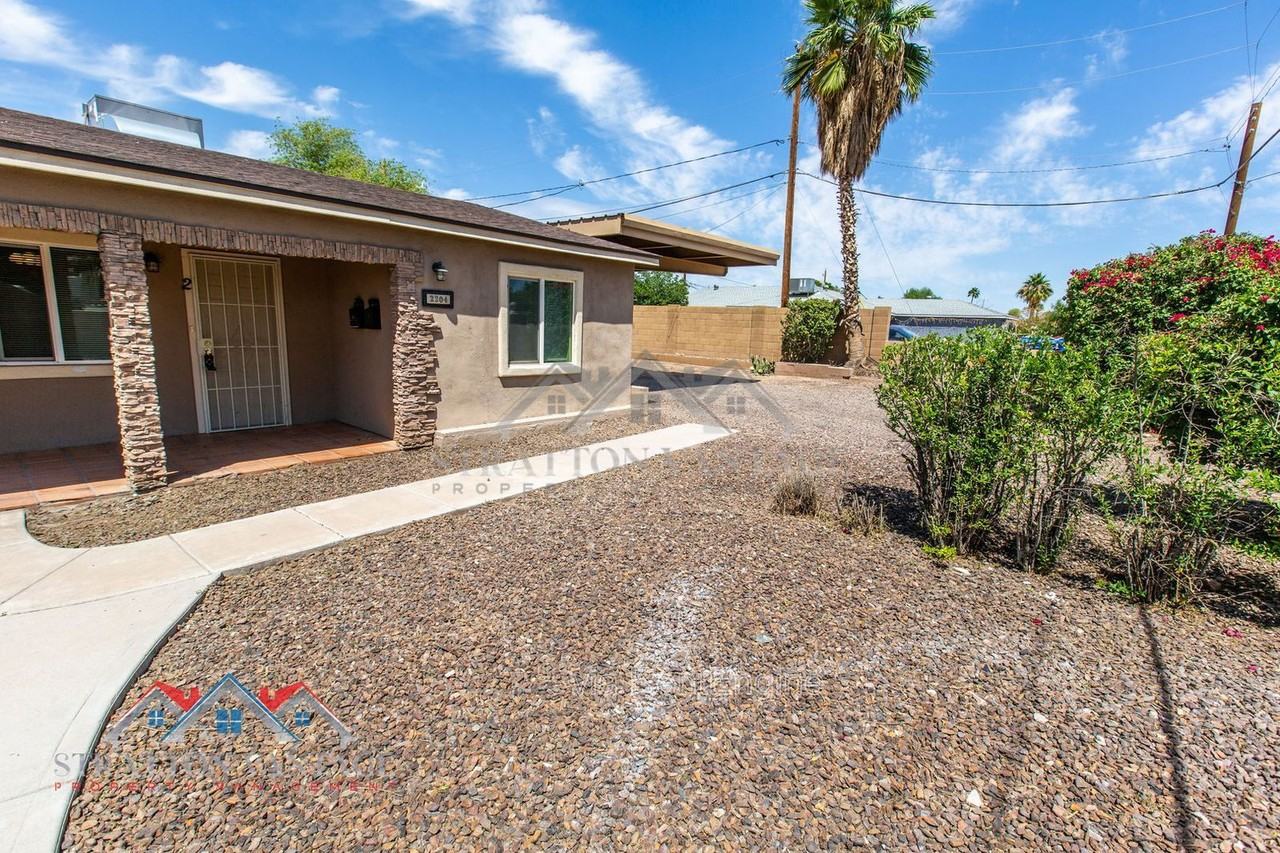 2204 W Campbell Ave #2 - Photo 2 of 24