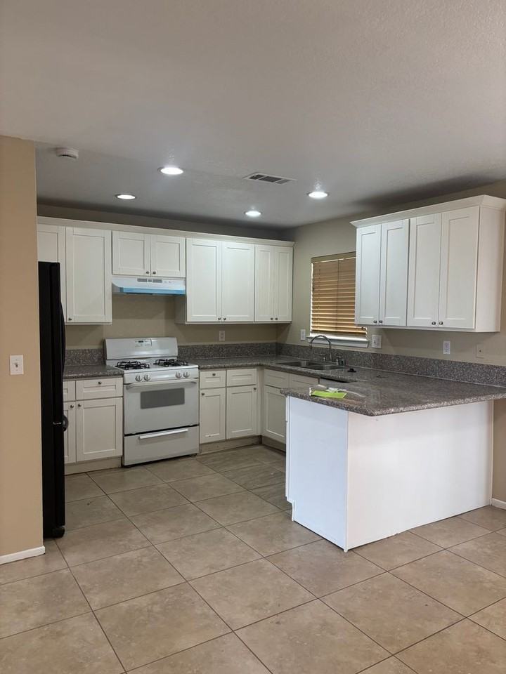 22393 Little Beaver Rd - Photo 4 of 10