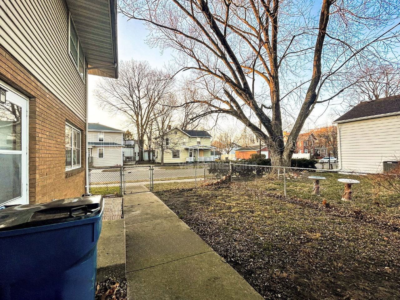 666 Illinois Ave #A - Photo 2 of 23