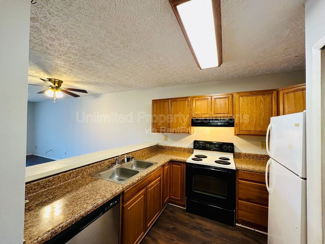 203 Sunn Aire Ct #C - Photo 5 of 15