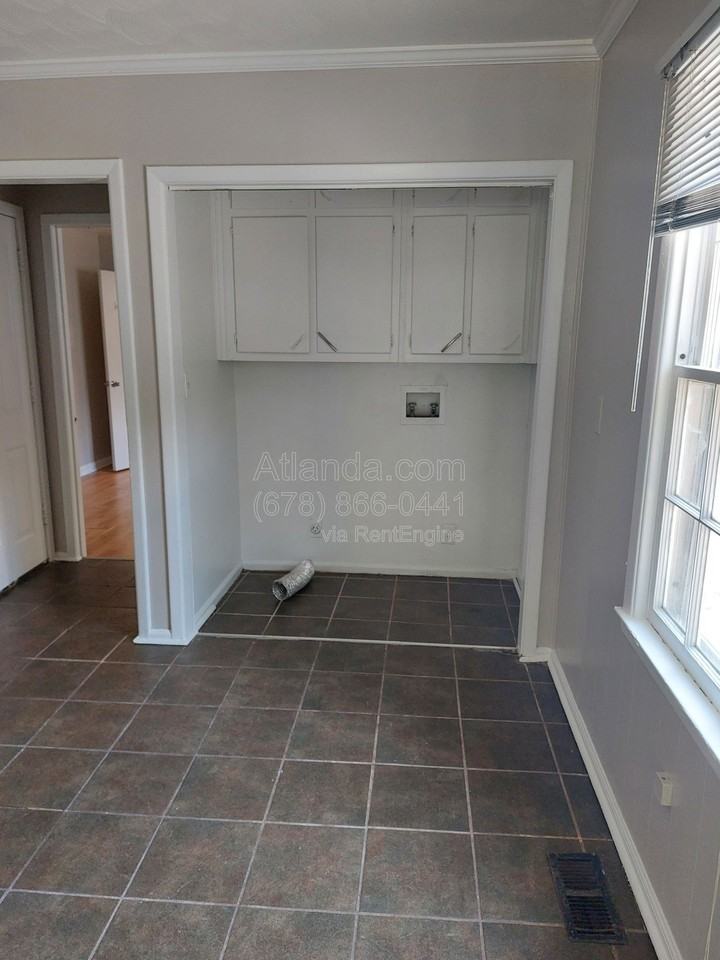 4201 Chamblee Tucker Rd - Photo 7 of 14