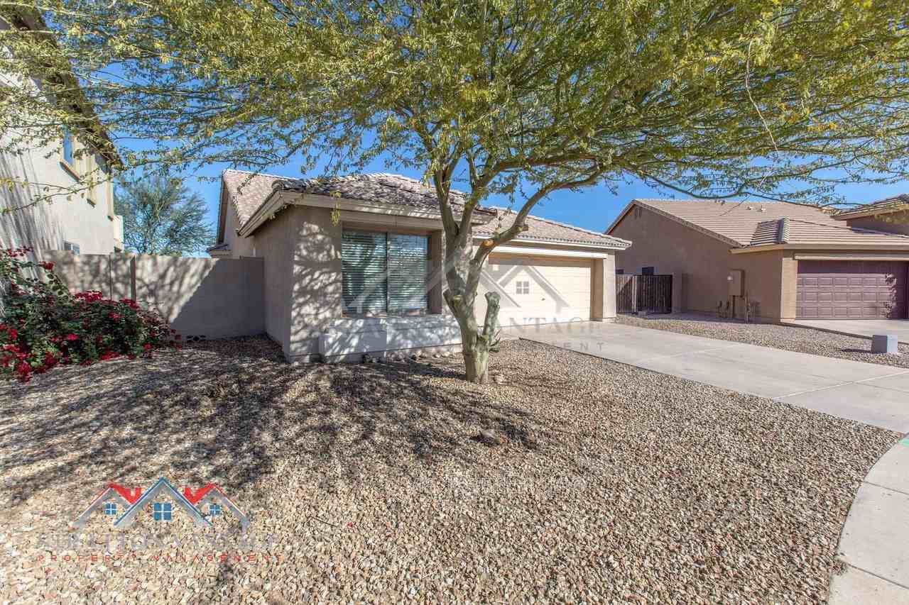 11754 W Belmont Dr - Photo 3 of 46