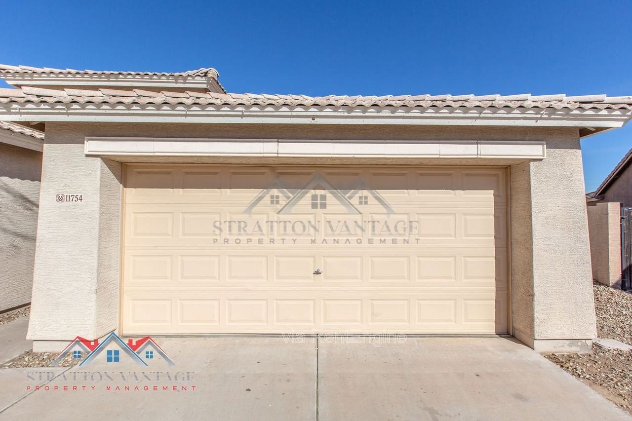 11754 W Belmont Dr - Photo 4 of 46