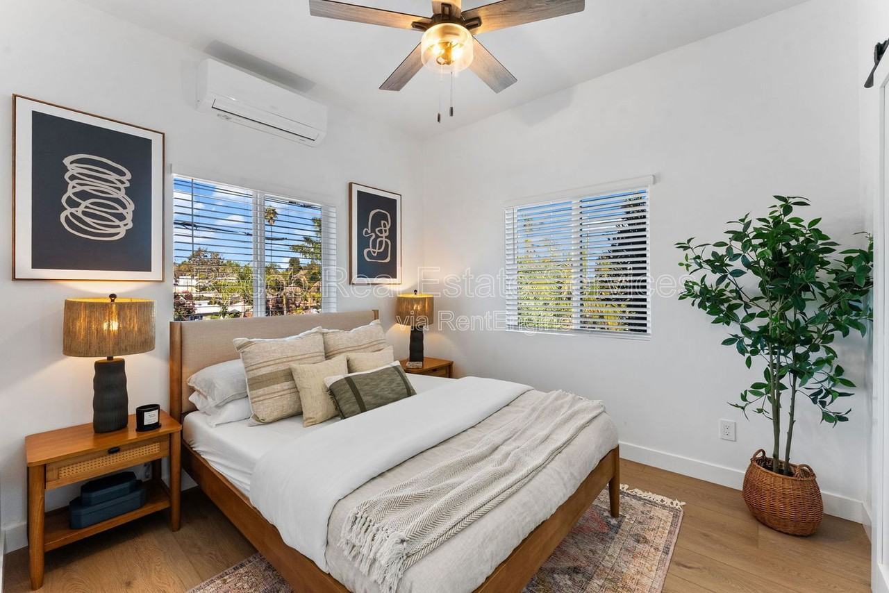 4286 Samoset Ave #4 - Photo 6 of 11