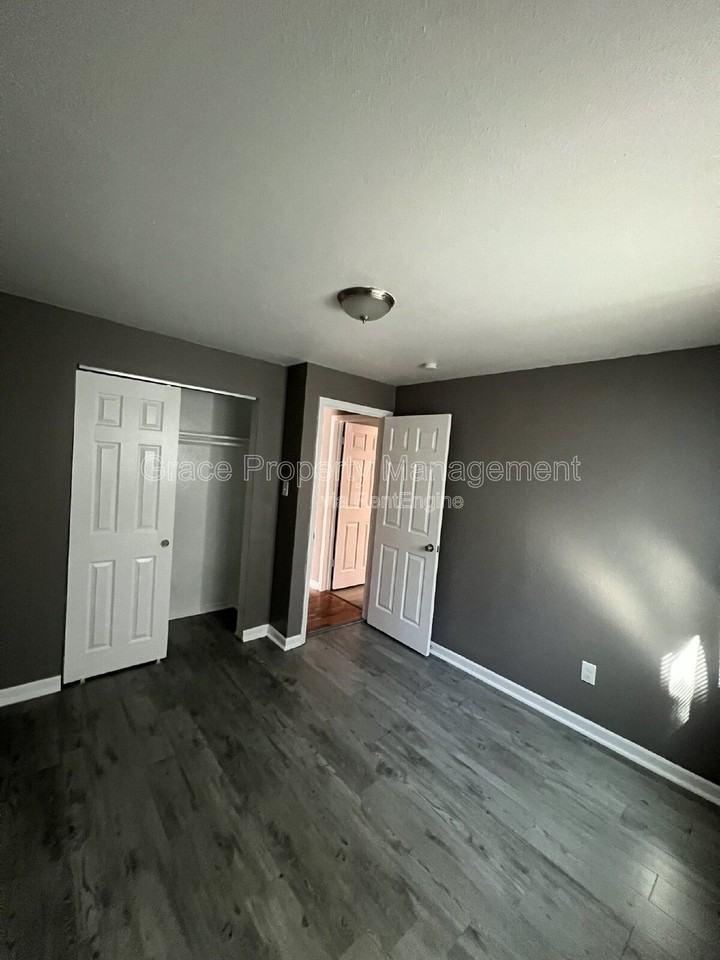 13669 E Nevada Ave - Photo 7 of 17