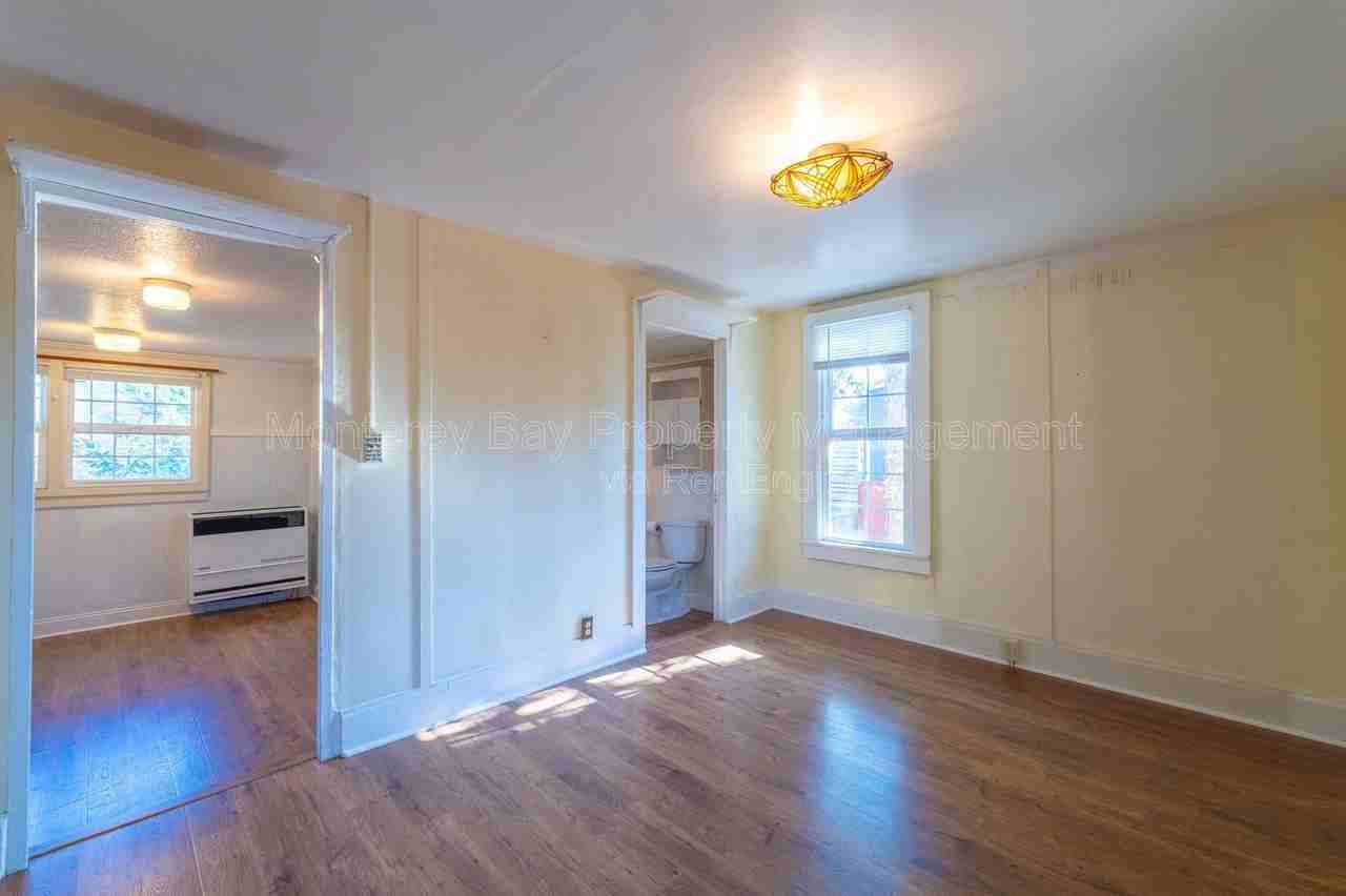 461 Reeside Ave - Photo 6 of 12