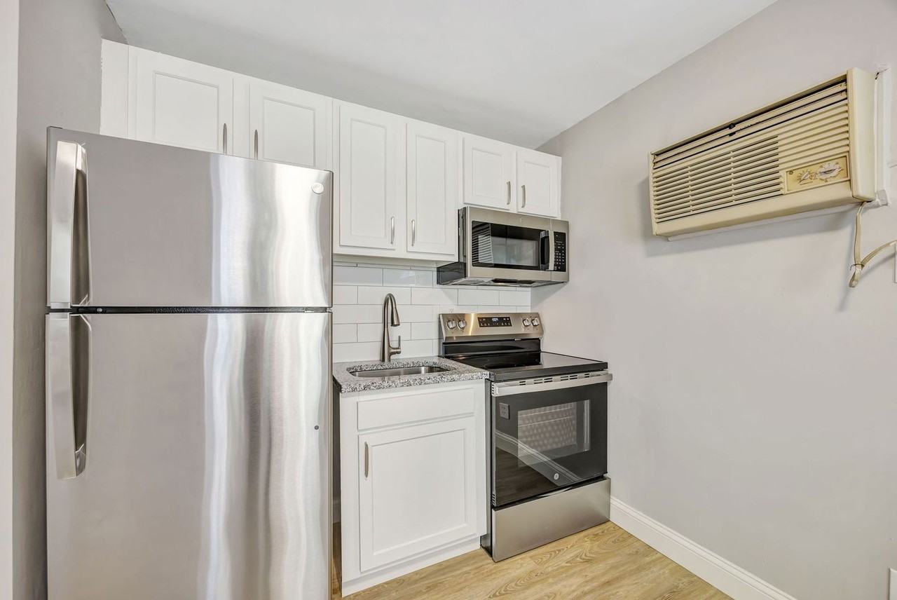 5276 Montgomery Rd #3 - Photo 3 of 11