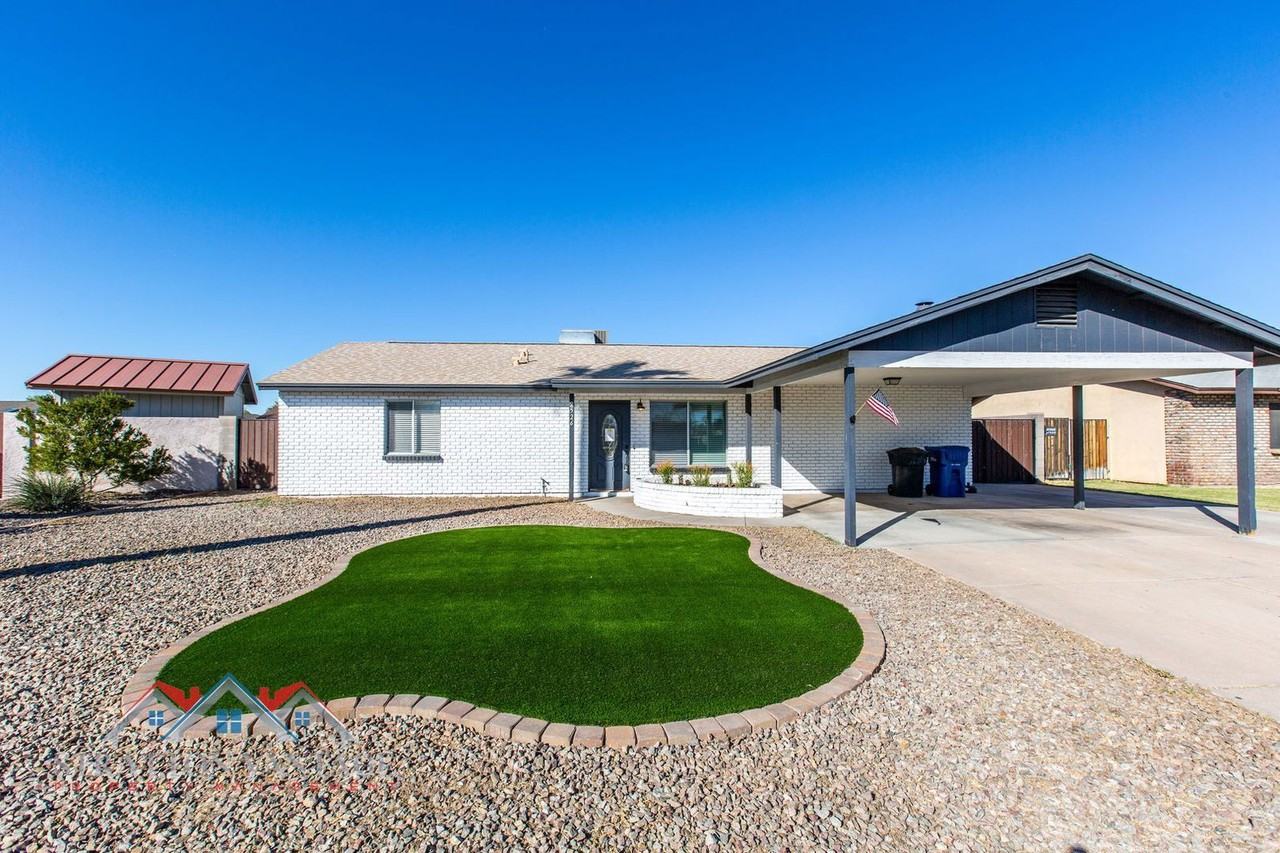 2526 E Juanita Ave - Photo 2 of 35