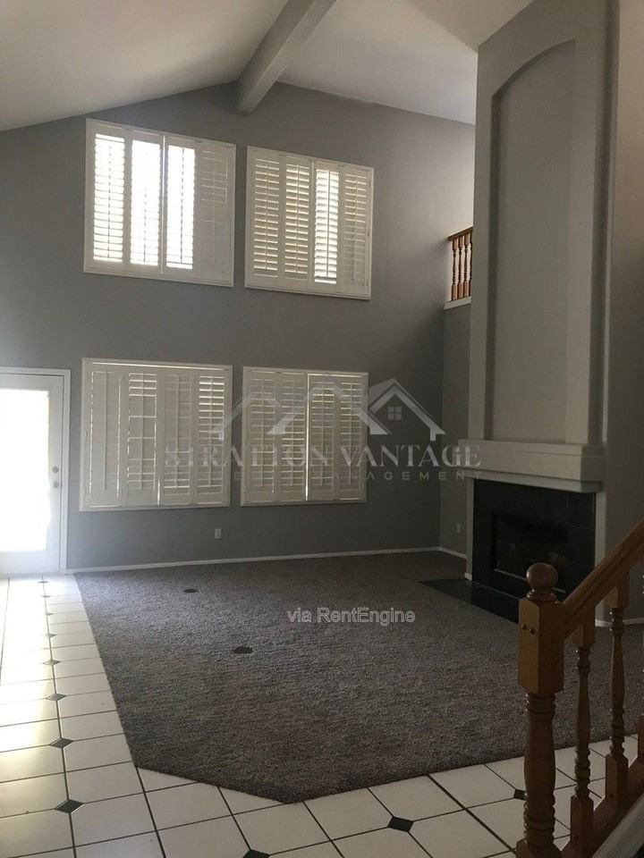 4740 E Desert Ln - Photo 6 of 13