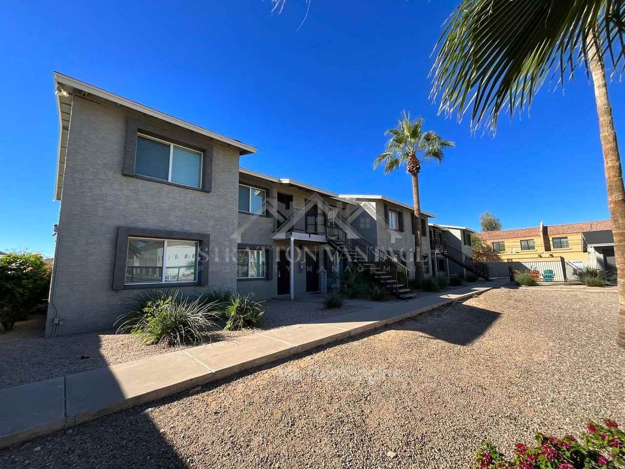 2104 E Eugie Ter #201