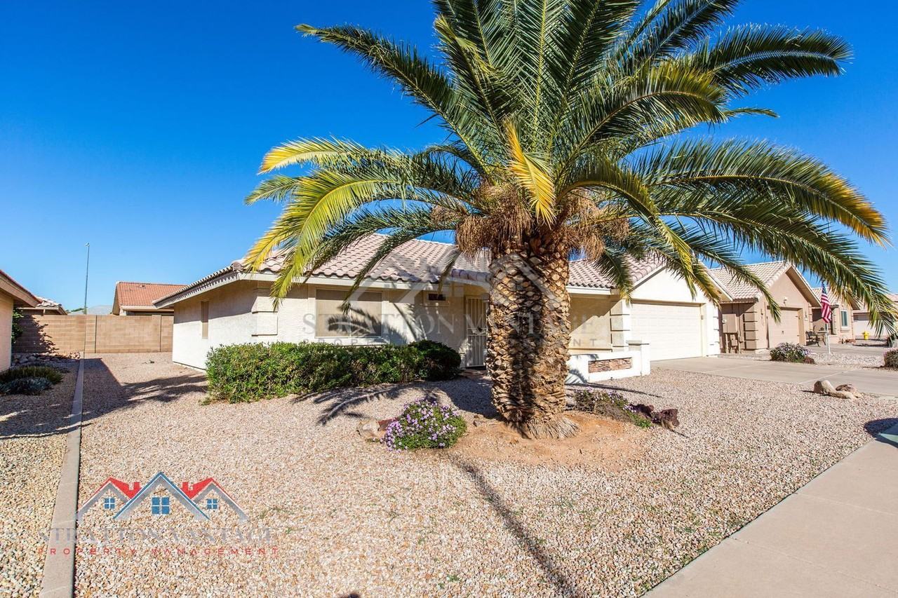 10864 E Lindner Ave - Photo 3 of 50