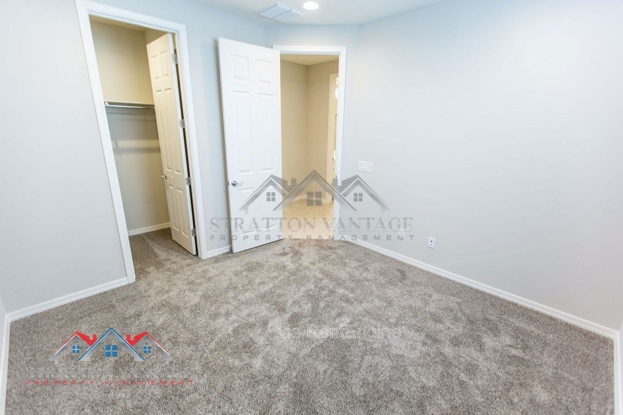 17625 W Pasadena Ave - Photo 7 of 50