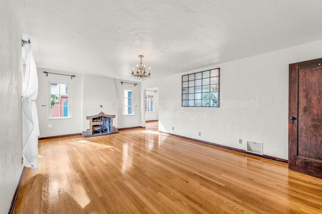 940 14th St - Photo 2 of 50