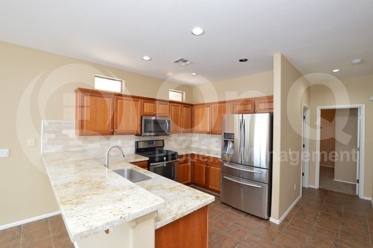 16614 N 49th Way - Photo 3 of 26