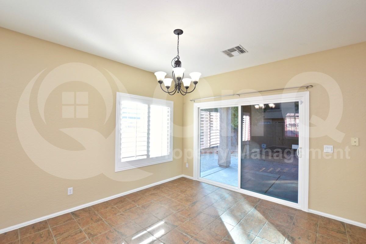 16614 N 49th Way - Photo 6 of 26