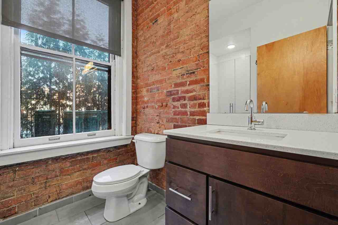 26 E 14th St #103 - Photo 7 of 11