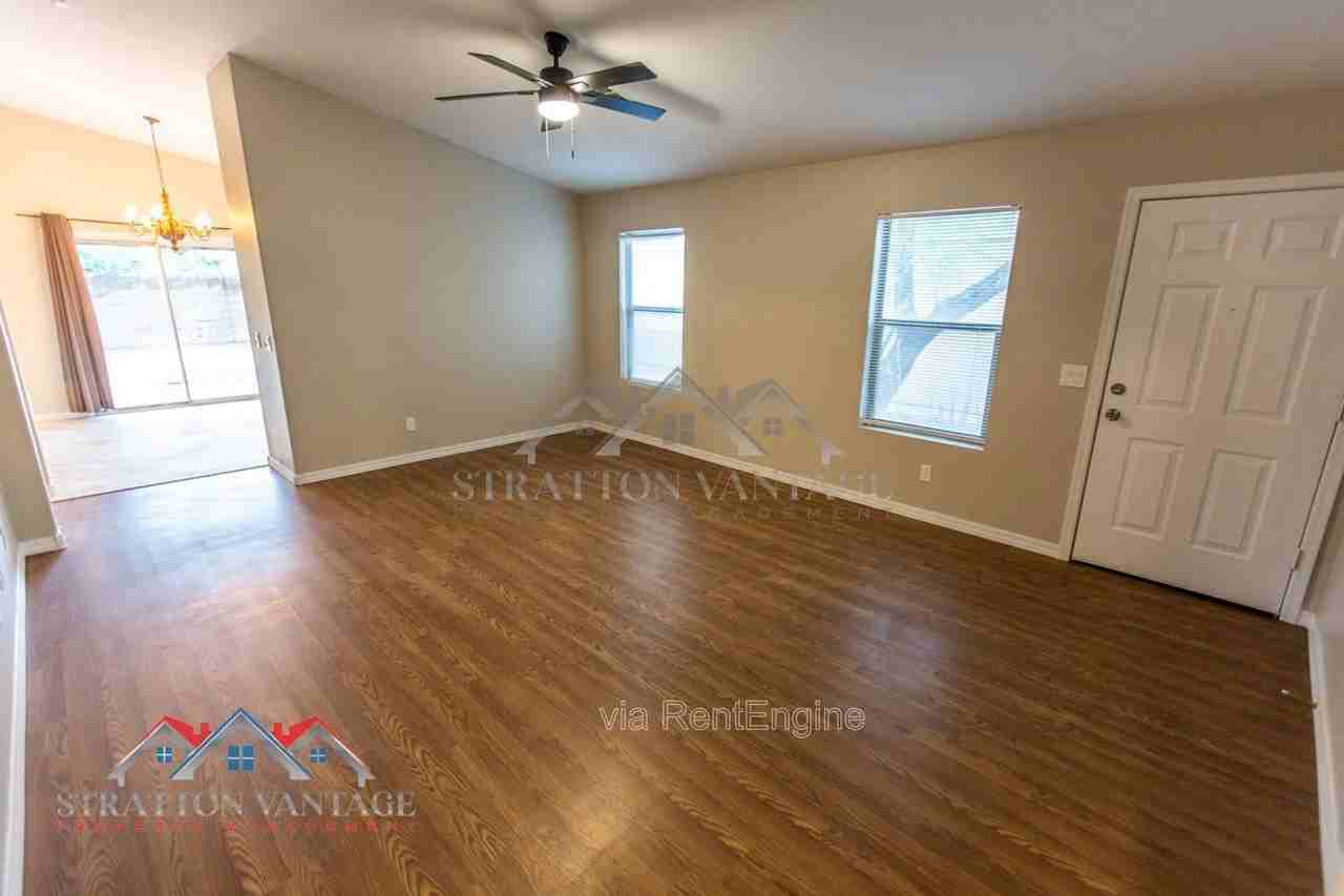 6714 E Flynn Ave - Photo 5 of 42