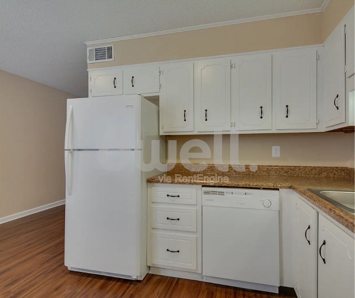 3508 Woodlake Rd #A - Photo 4 of 12