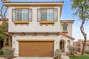 featured image of 8920 Brentwood Grove Ct