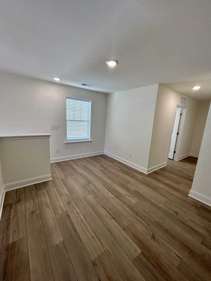 127 Victory Ln - Photo 4 of 24