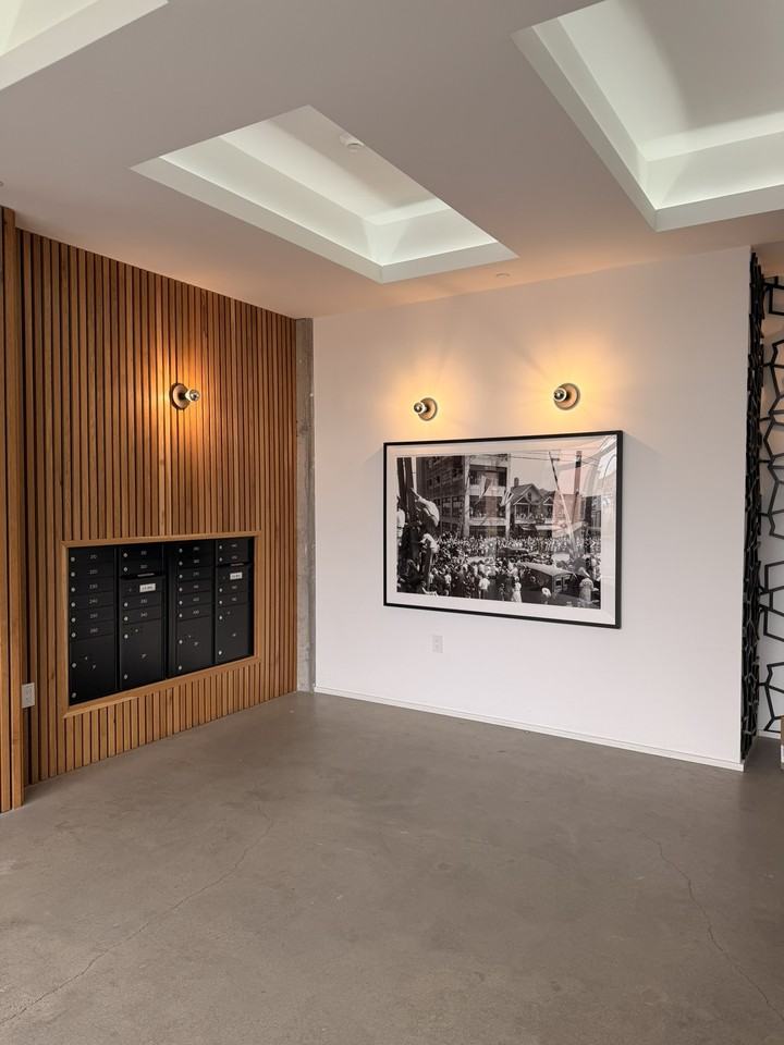 170 Monmouth St #PH - Photo 3 of 24