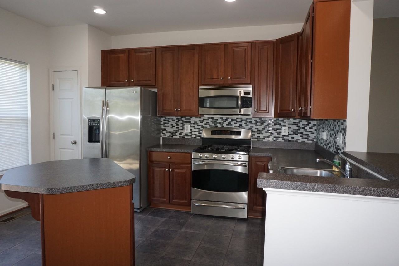 35 Allegheny Dr - Photo 6 of 24