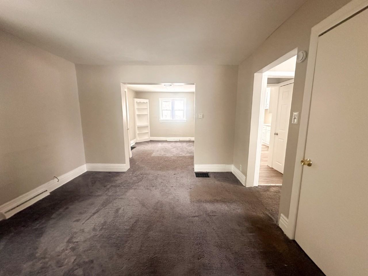 100 Wellington Ave - Photo 4 of 15