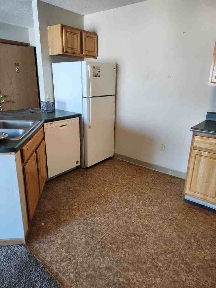 410 13th Ave Nw #35 - Photo 4 of 11