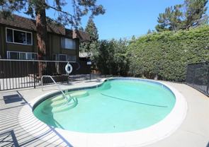 1587 Oxford St - Photo 1 of 1