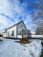 featured image of 751 Fernwood Ave