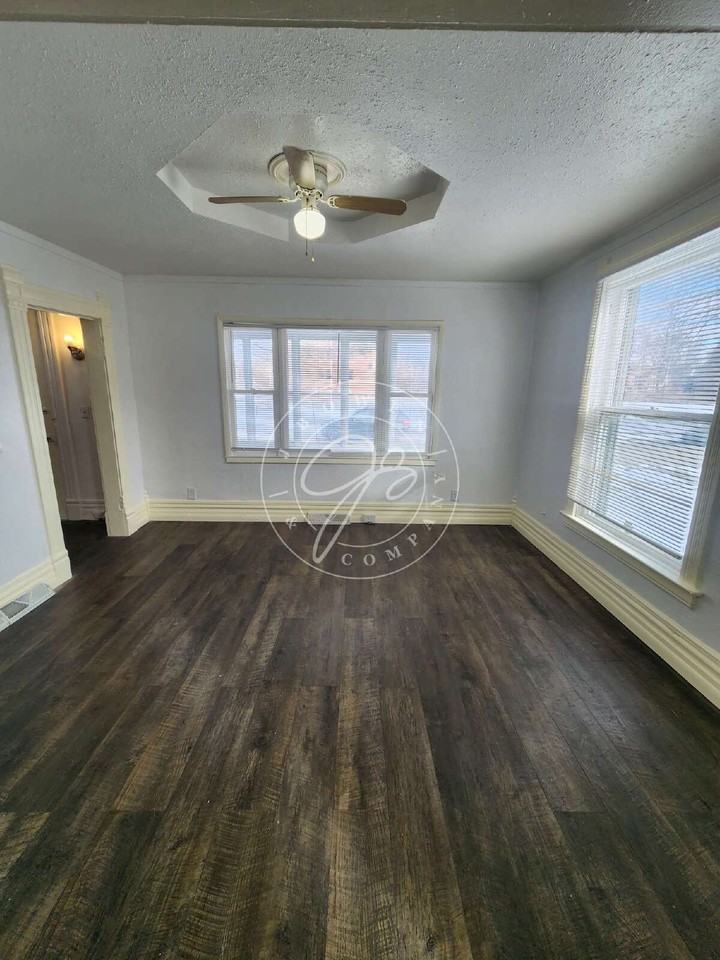 751 Fernwood Ave - Photo 6 of 28