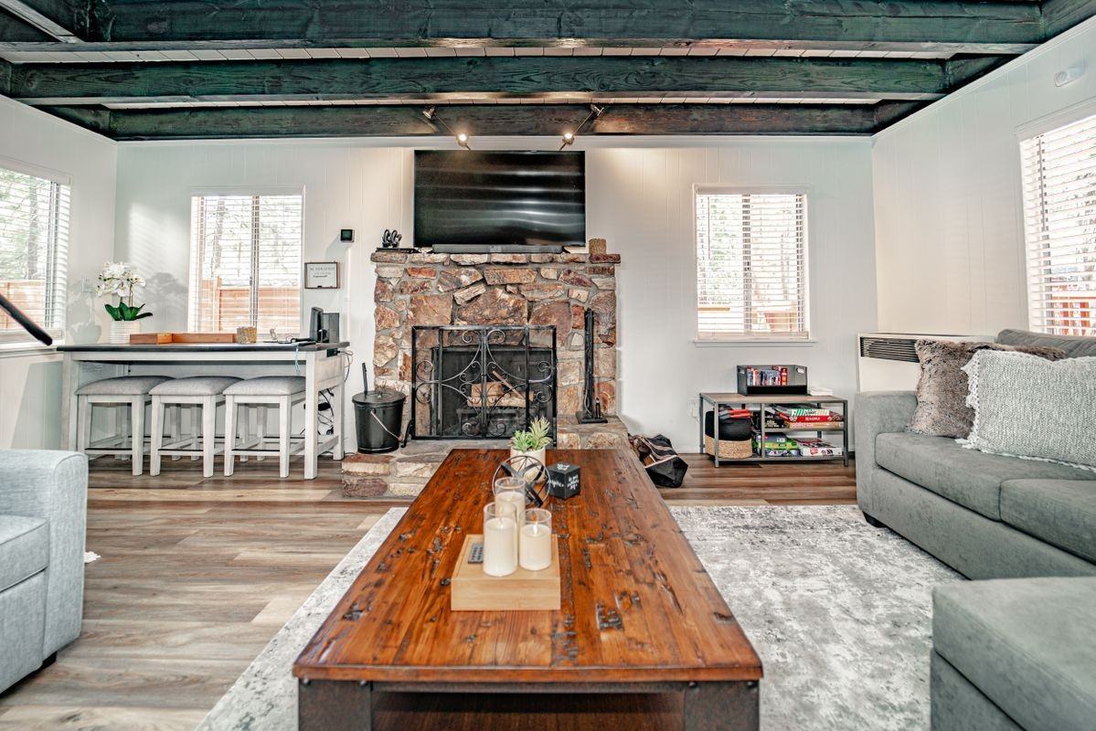 39383 Moab Ln - Photo 5 of 10