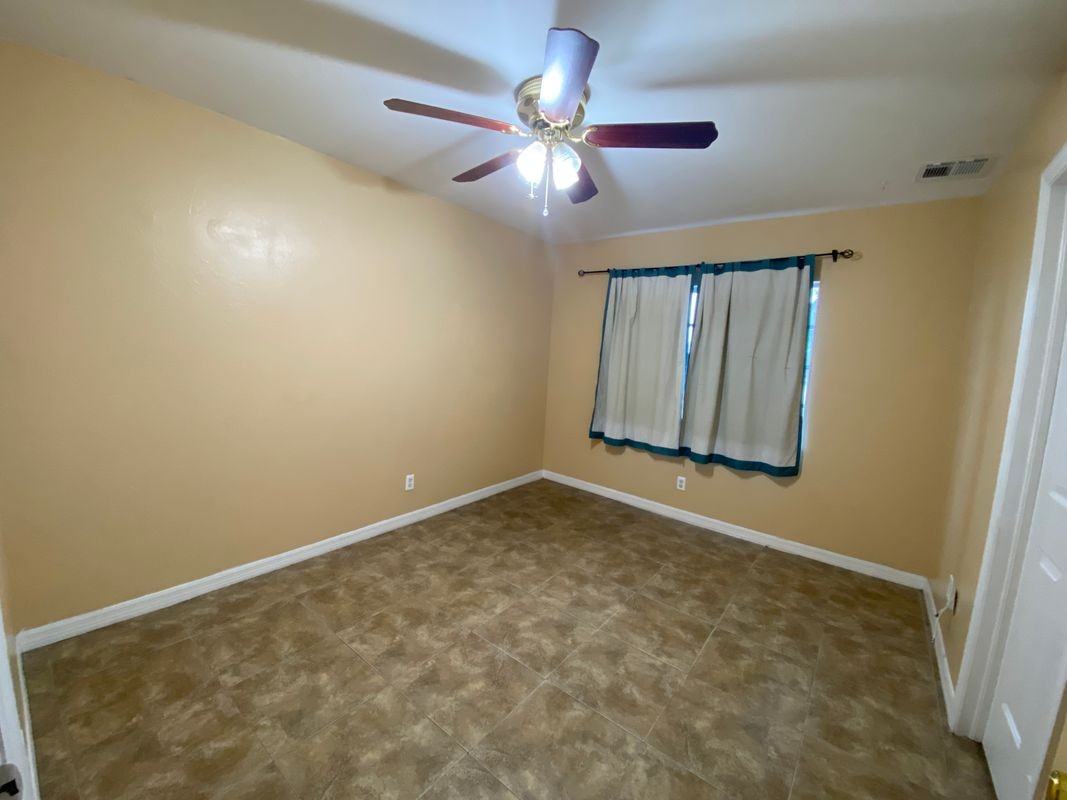 7319 Albany Rd - Photo 4 of 14