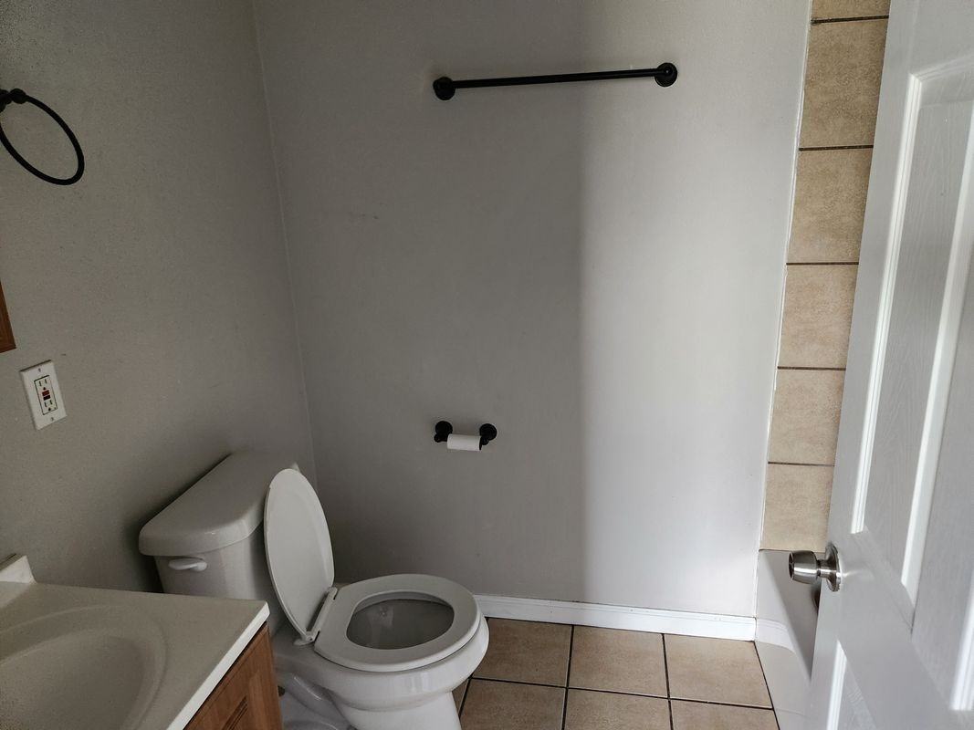 2039 Tennessee St - Photo 7 of 7