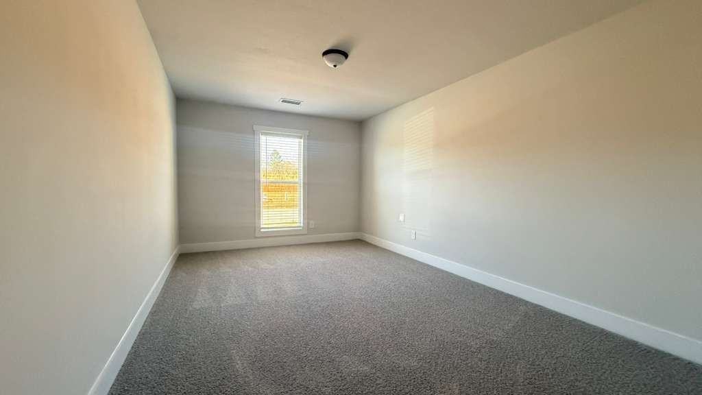 128 Champions Ln - Photo 3 of 9