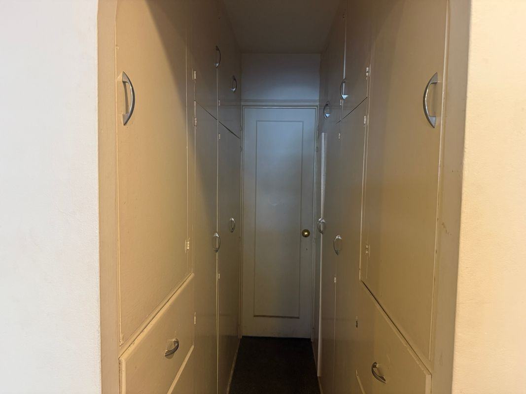 79 N Daisy Ave - Photo 3 of 9