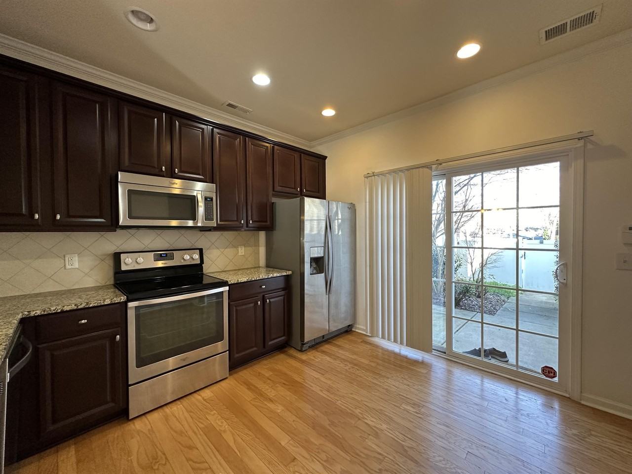 123 Leyton Loop #F - Photo 7 of 21