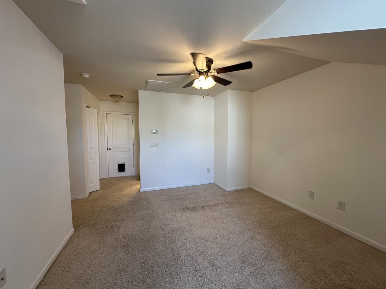 123 Leyton Loop #F - Photo 4 of 21