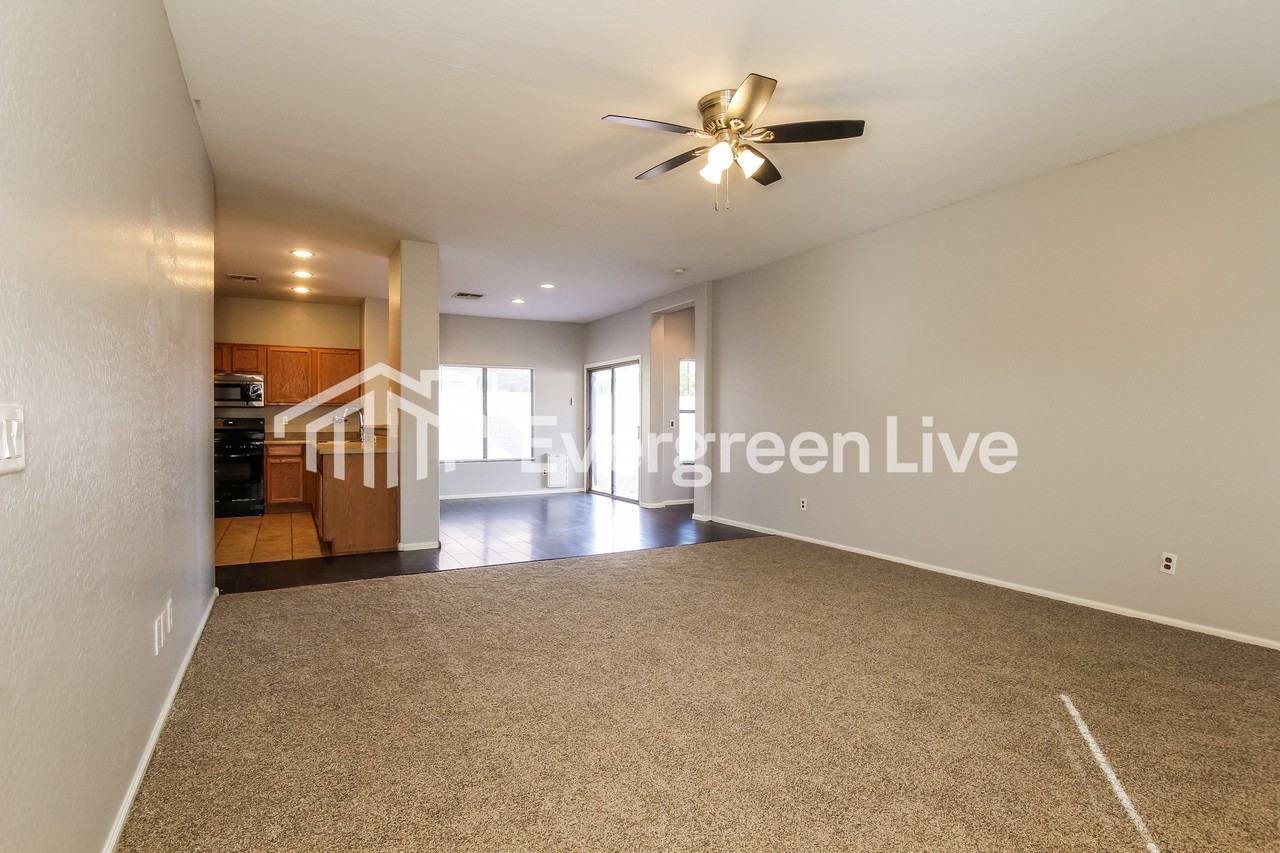 13808 W Country Gables Dr - Photo 3 of 15