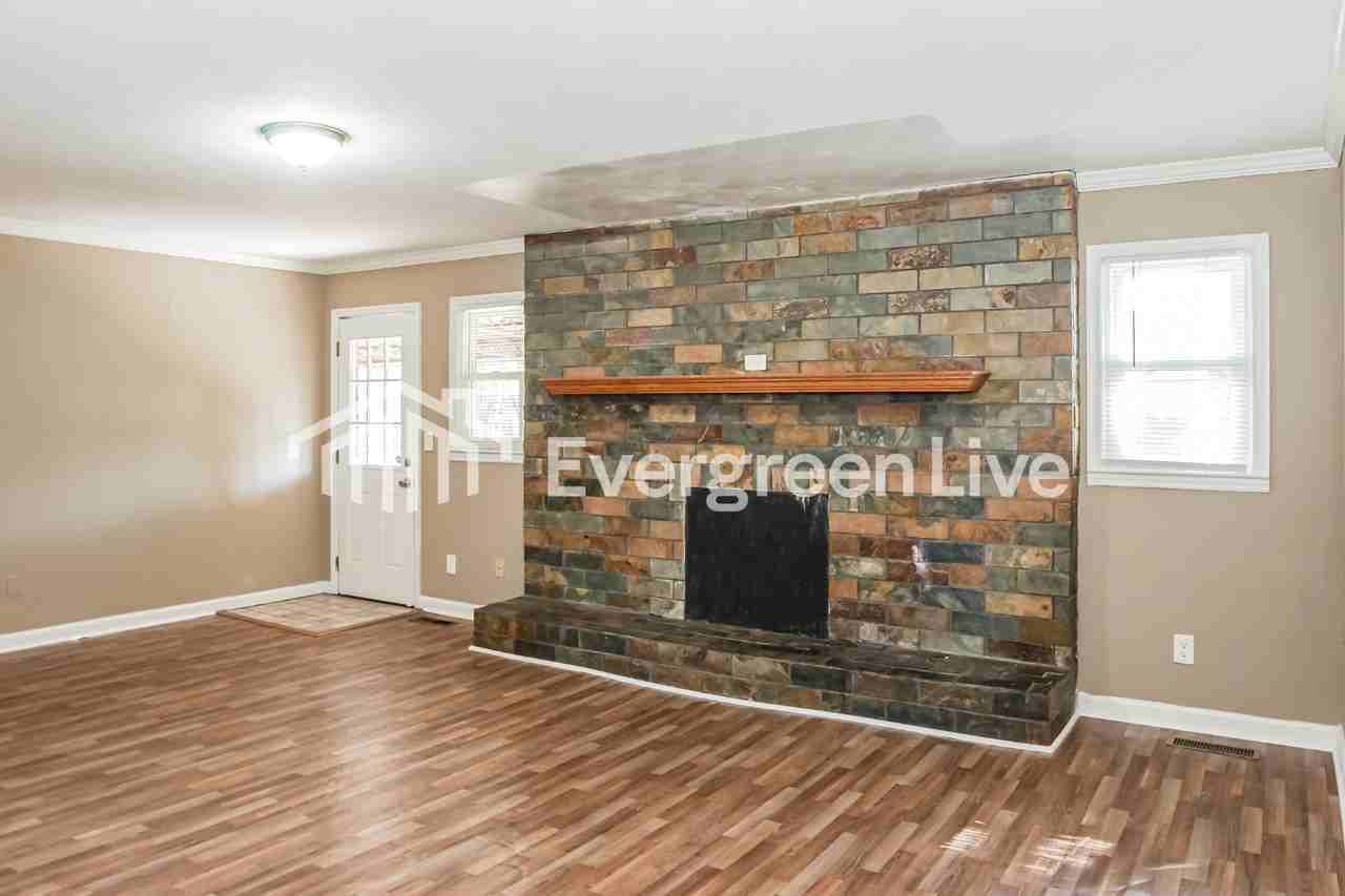 1705 Vinca St Sw - Photo 2 of 15